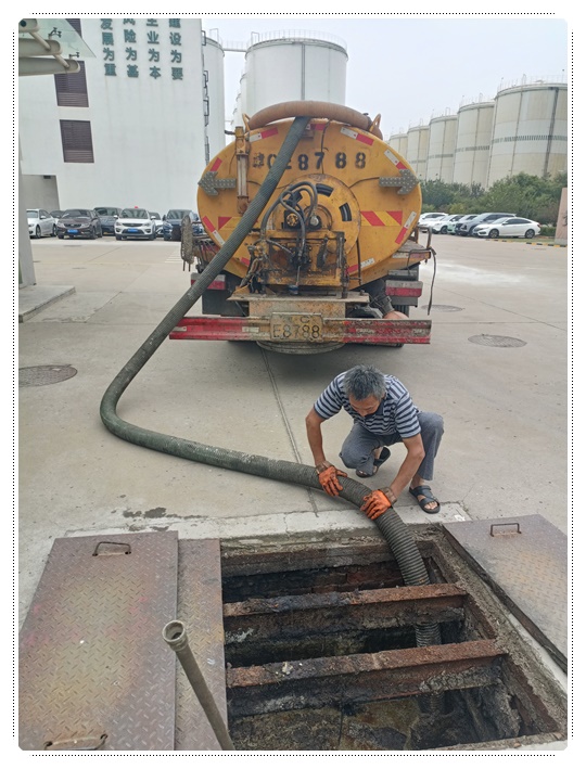 东坑隔油池清掏